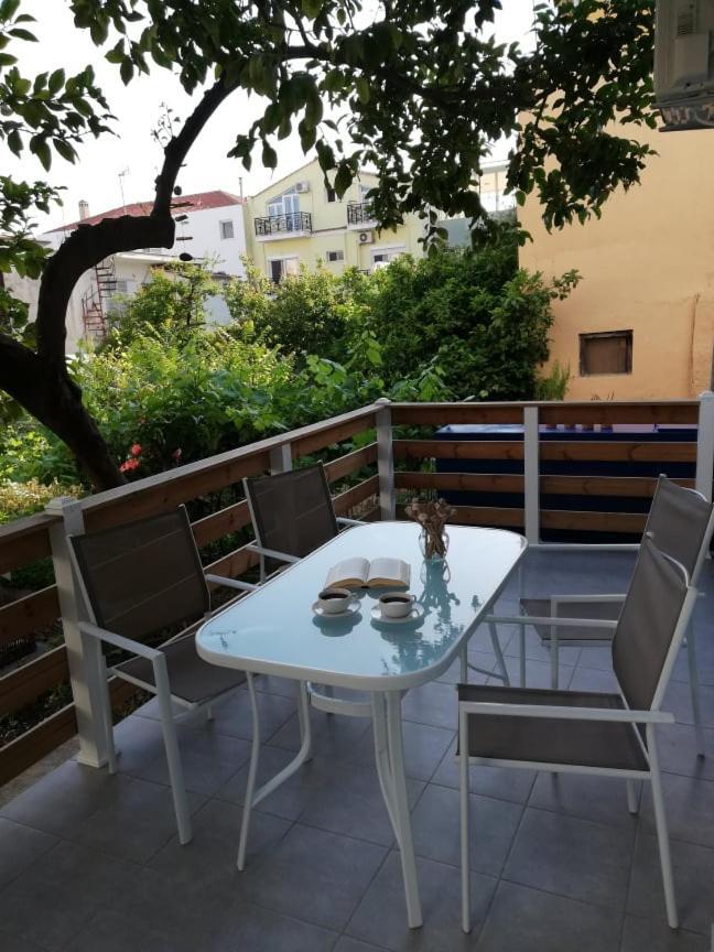 Delikos House Apartment ลิเมนาเรีย ภายนอก รูปภาพ